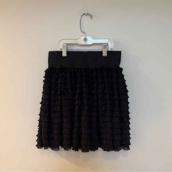 🖤Zara - black frilly skirt - size medium. Ft. thick elastic waistband :) - Picture 4 of 8